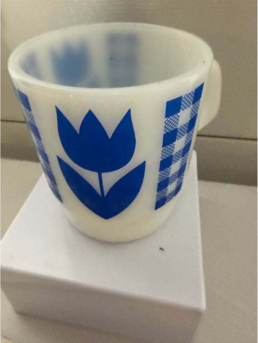 Vintage Fire-King Milk Glass Blue Tulip & Gingham Mug - Picture 2 of 7